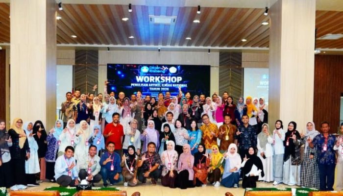 Berkelas! UMMAT Jadi Mitra Kemendiktisaintek, 74 Dosen Ikuti Workshop Penulisan Artikel Ilmiah Nasional