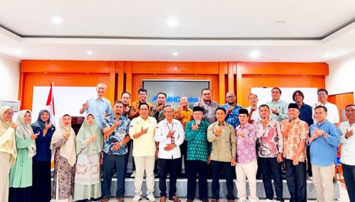 UMMAT Perkuat Ekosistem Sertifikasi, 18 Dosen Lolos Asesor, ini Kata Rektor