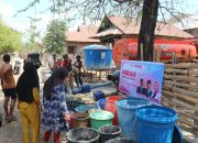 500 KK di Bima Kesulitan Air, Mirah Midadan Fahmid Turun Tangan, Salurkan 40 Ribu Liter