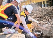 Bupati Dompu Salurkan 57 Rombong UMKM, Bangun Dua Food Court Senilai Rp2,95 Miliar