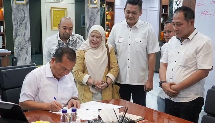 BPR NTB Menuju Syariah, Gubernur Iqbal Bidik Pembiayaan hingga Usaha Ultra Mikro