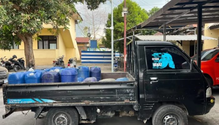 Polresta Mataram Bongkar Dugaan Penimbunan Pertalite di Lingsar, 16 Jeriken Disita